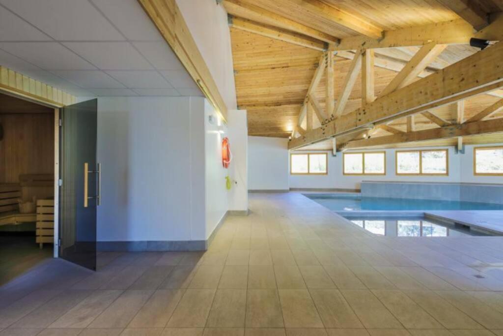 Appartement De Charme Dans Residence Avec Piscine La Joue Du Loup Saint-Étienne-en-Dévoluy Exterior foto